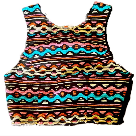 H&M Coachella Tribal Two Piece - Crop Top & Short Shorts - Size 8 (runs small) - Picture 4 of 8